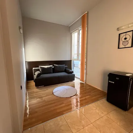 кокалу бийч Апартаменты *